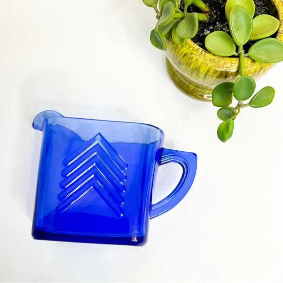 VINTAGE Cobalt Blue Depression Glass Creamer & Sugar Set Retro Art Deco - Picture 9 of 11